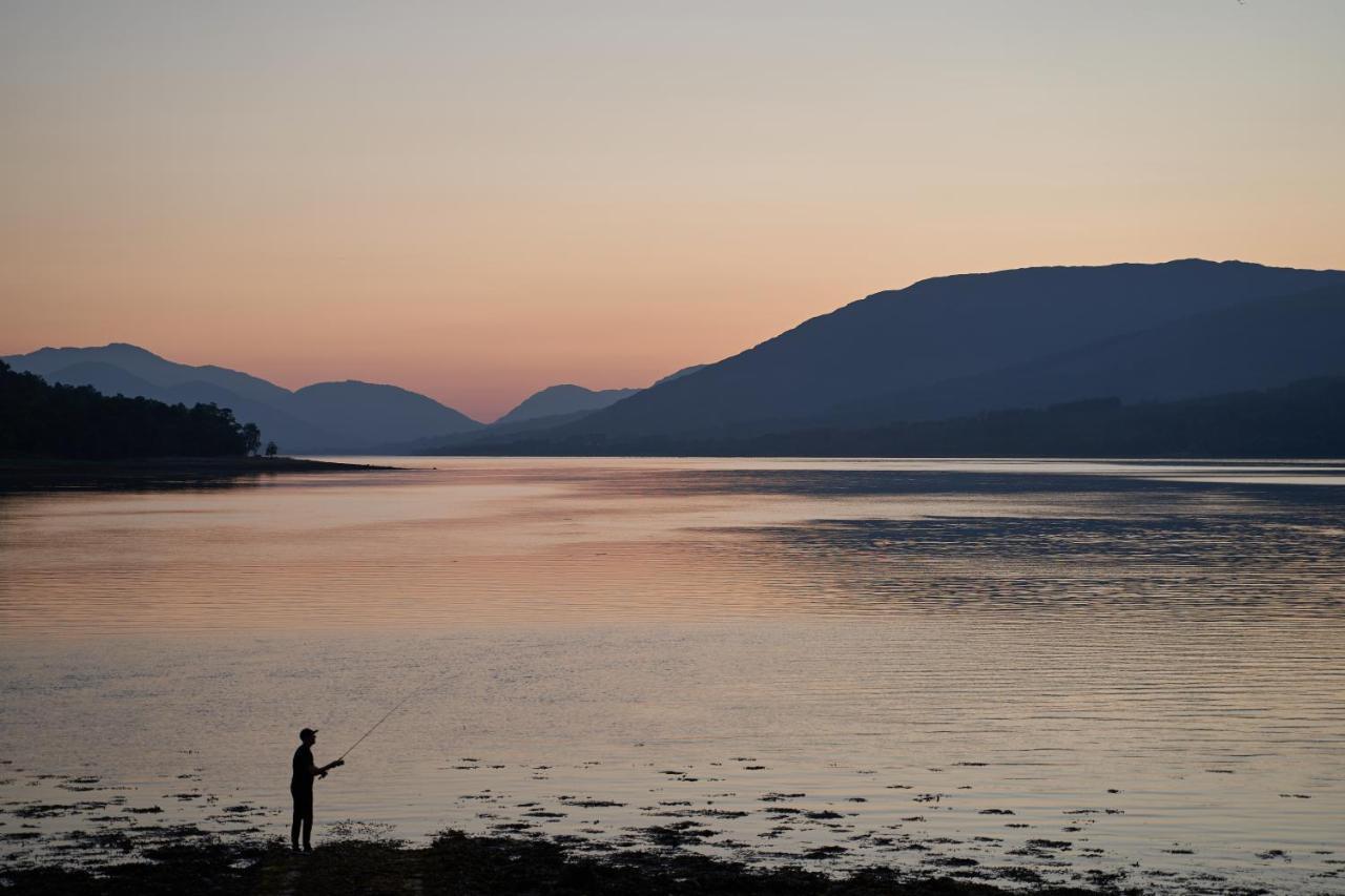 Linnhe Lochside Holidays Corpach Exterior photo