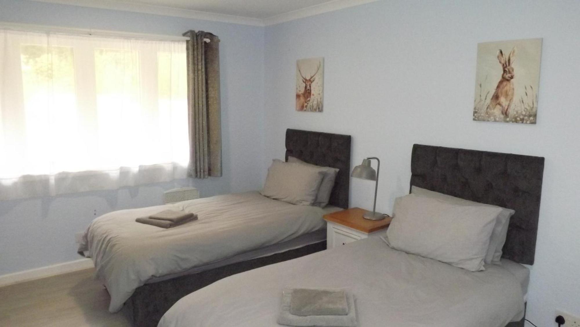Linnhe Lochside Holidays Corpach Room photo