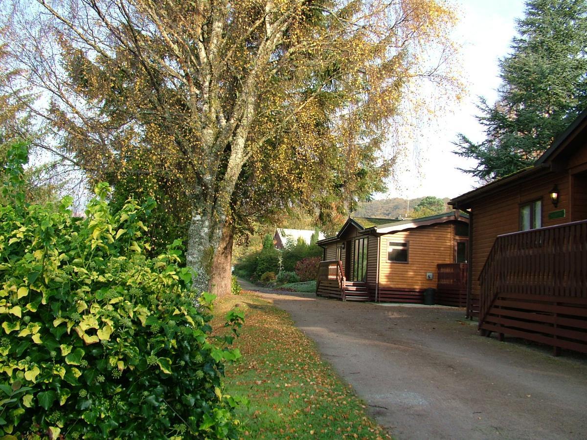 Linnhe Lochside Holidays Corpach Exterior photo